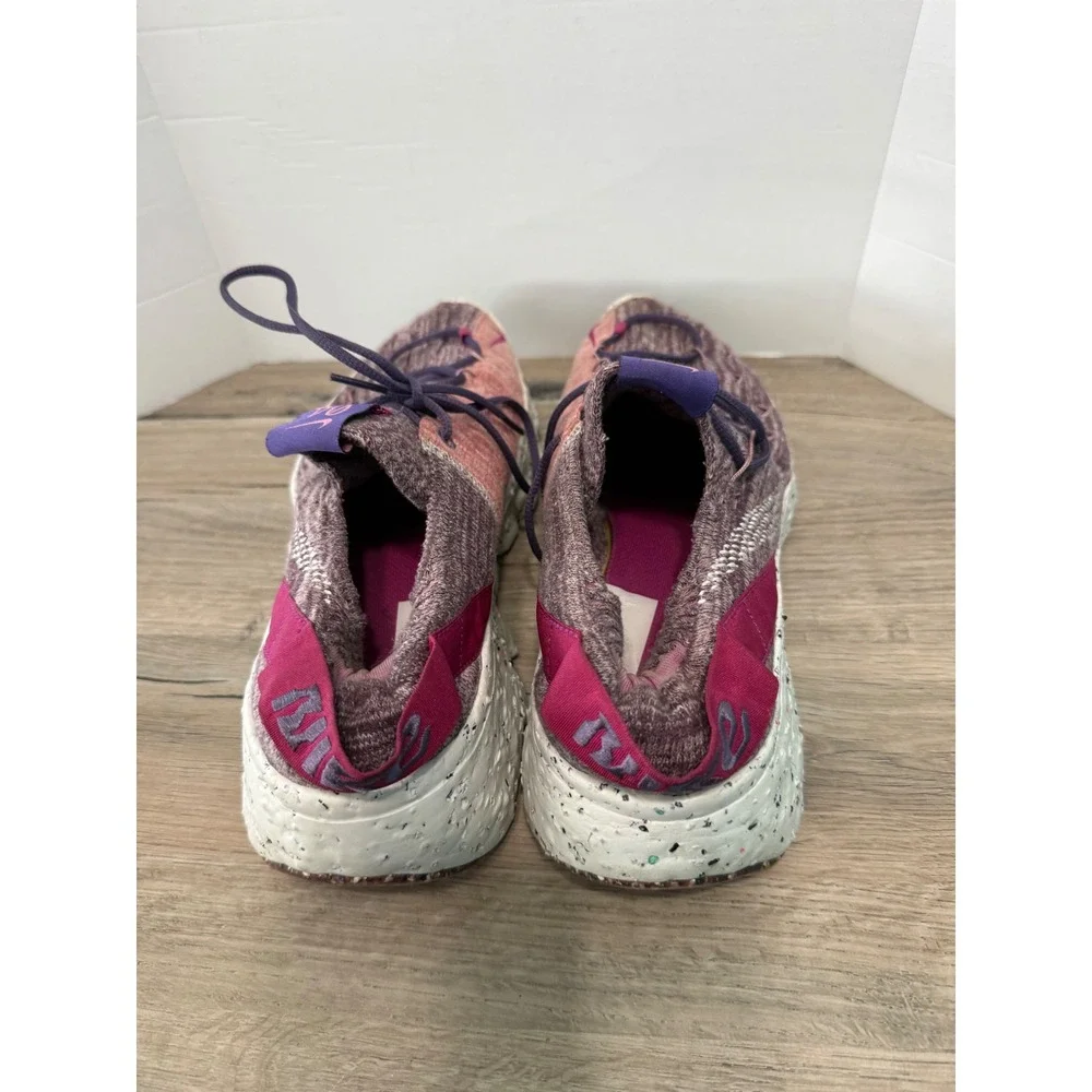 Nike Space Hippie 04 Womens Sz 9 Running Shoes Cactus Flower Gravity Purple Pink